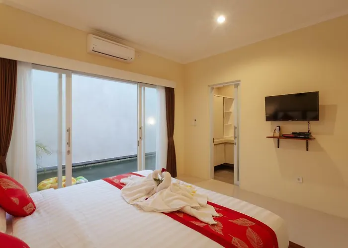 Julie & Sydney, - 2 Bedroom Modern Pool Villas!