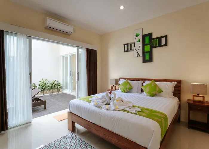 Julie & Sydney, - 2 Bedroom Modern Pool Villas! Villa Seminyak