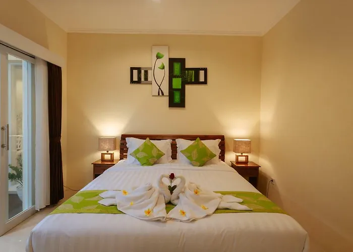 Julie & Sydney, - 2 Bedroom Modern Pool Villas! Villa