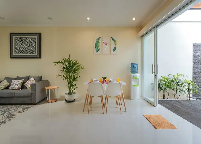 Julie & Sydney, - 2 Bedroom Modern Pool Villas! Seminyak