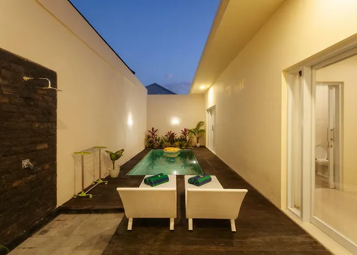 Villa Julie & Sydney, - 2 Bedroom Modern Pool Villas! *